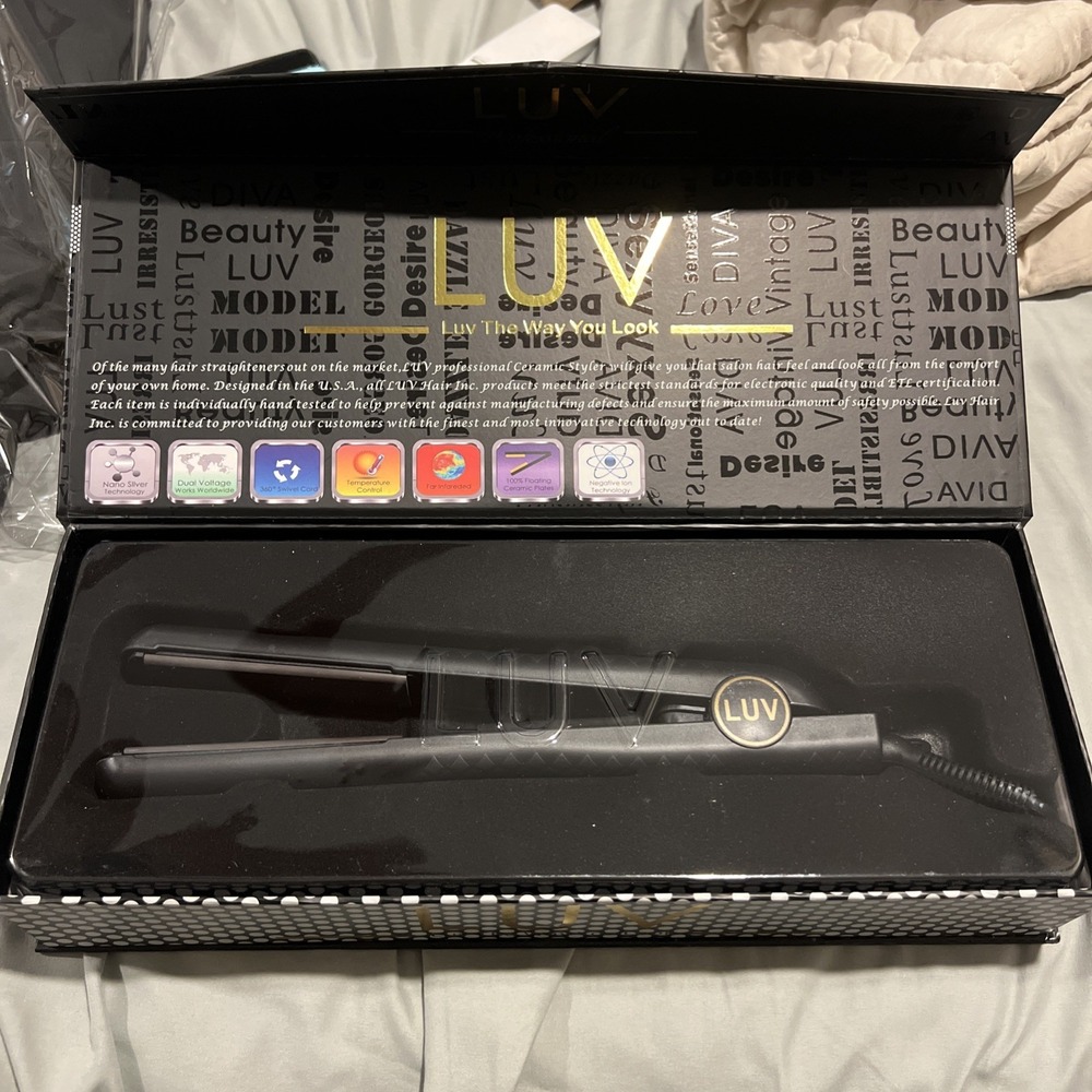 Luv Straightener Luv The Way You Look Nib Msrp $250